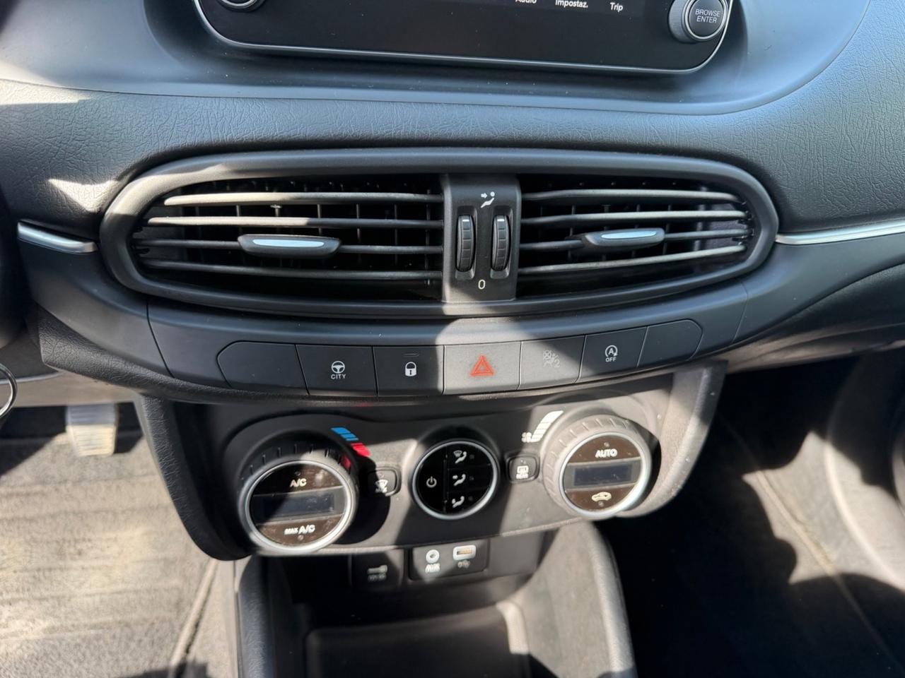 Fiat Tipo 1.6 Mjt S&S 5 porte Lounge