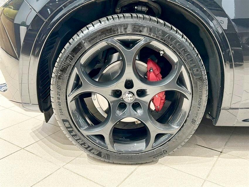 Alfa Romeo Stelvio 2.2 Turbodiesel 210 CV AT8 Q4 Competizione