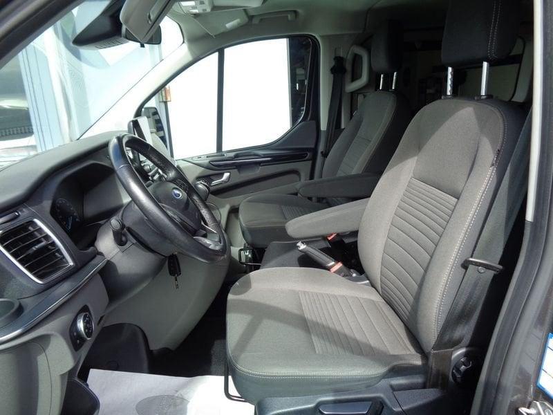 Ford Tourneo Custom 320 2.0 TDCi 185CV PL Titanium