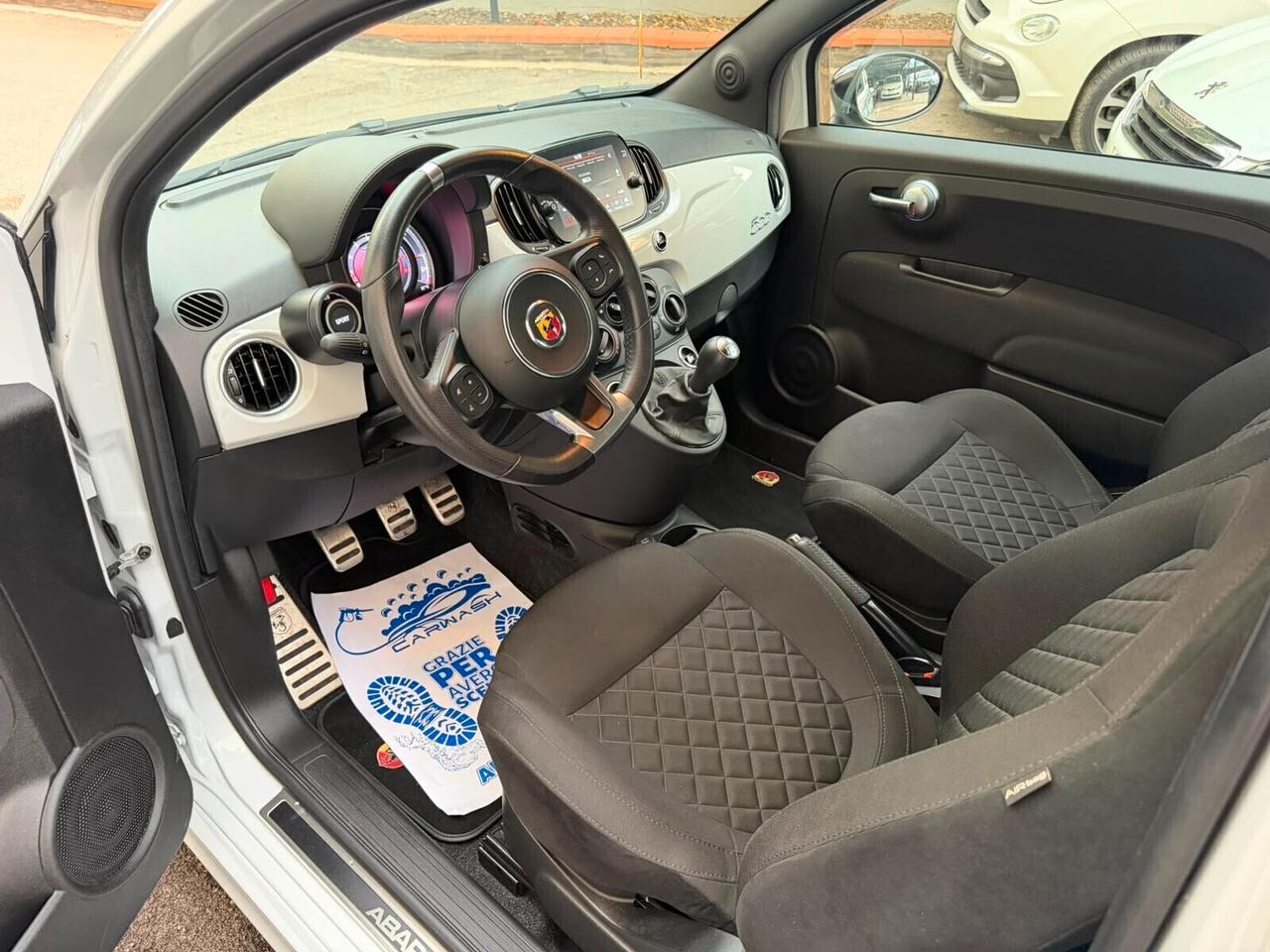 Abarth 595 1.4 Turbo T-Jet 165 CV