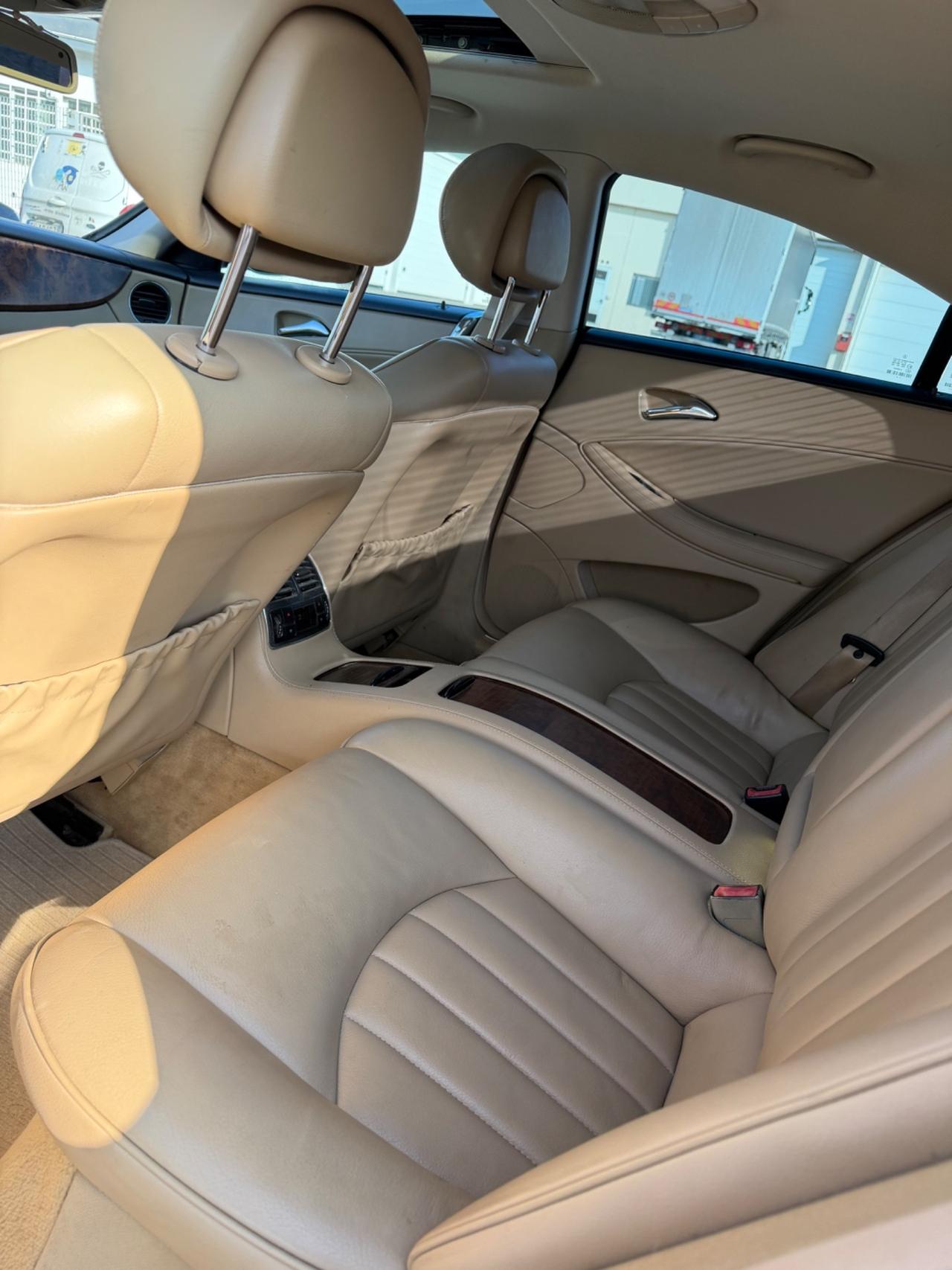 Mercedes-benz CLS 500