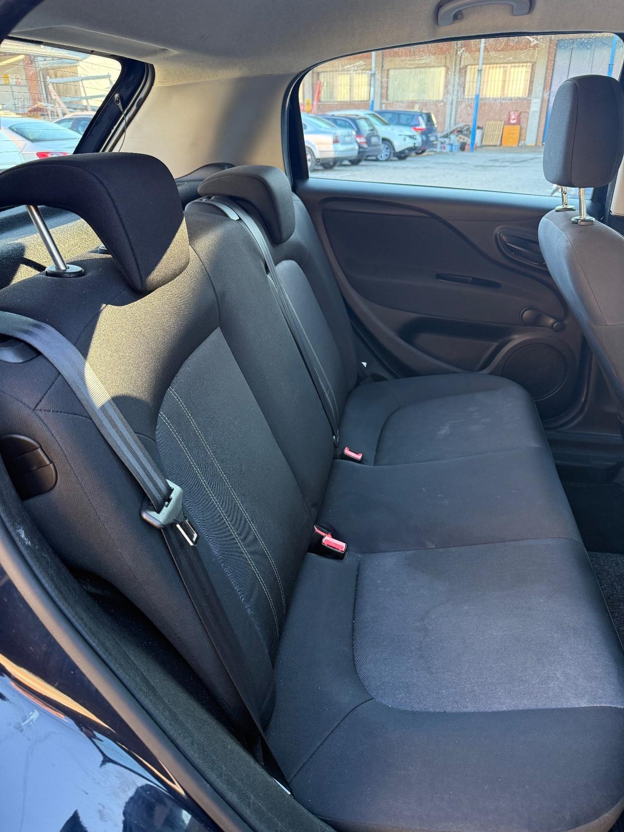 Fiat Punto 1.2 8V 5 porte Street