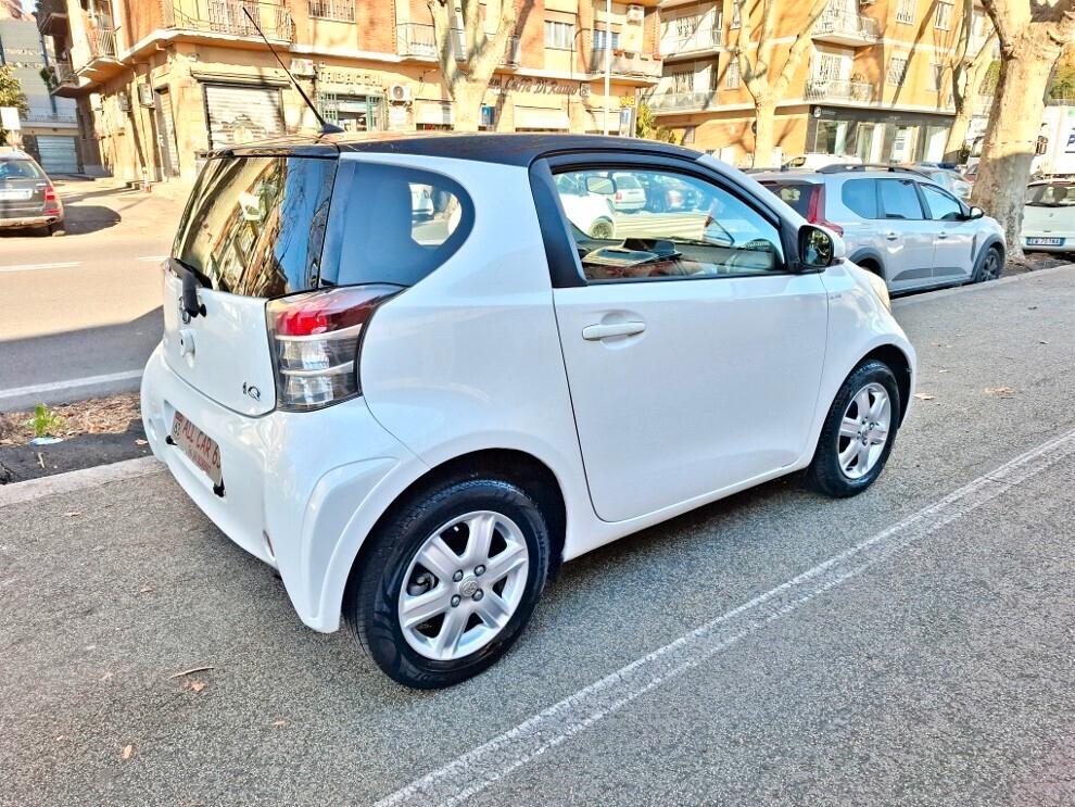 Toyota iQ 1.0 AUTOMATICA OK NEOPATENTATI FULL