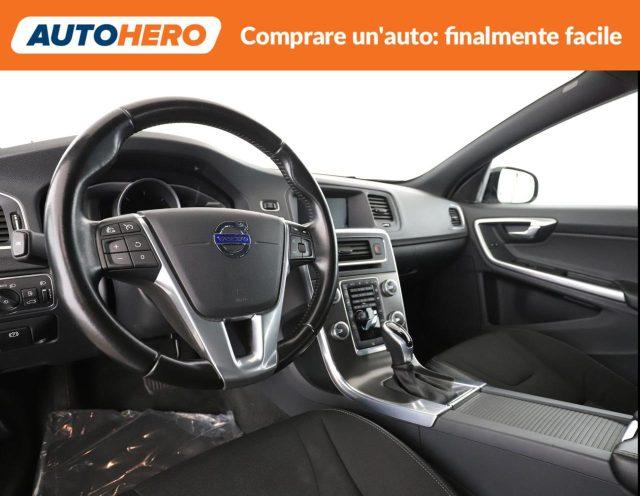 VOLVO V60 Cross Country D3 Momentum