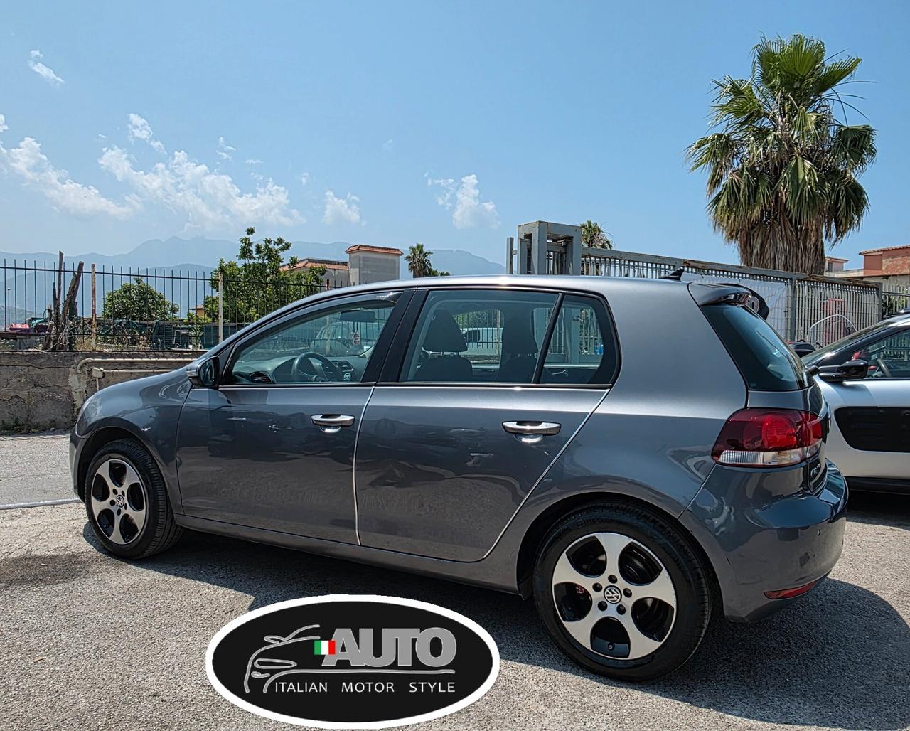 Volkswagen Golf 1.6 TDI DPF 5p. Highline