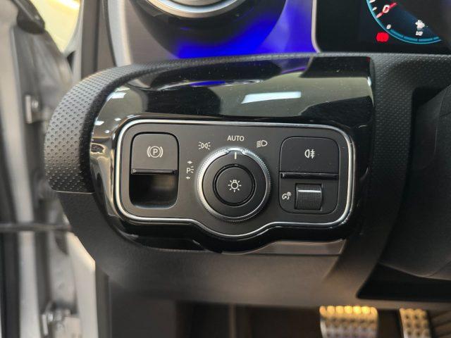 MERCEDES-BENZ A 180 d Automatic Premium AMG