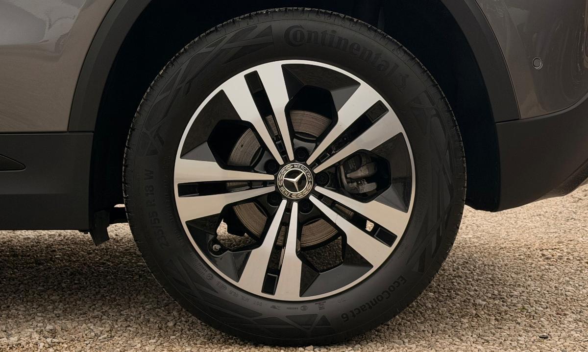 MERCEDES Classe GLA 200 d Automatic Sport