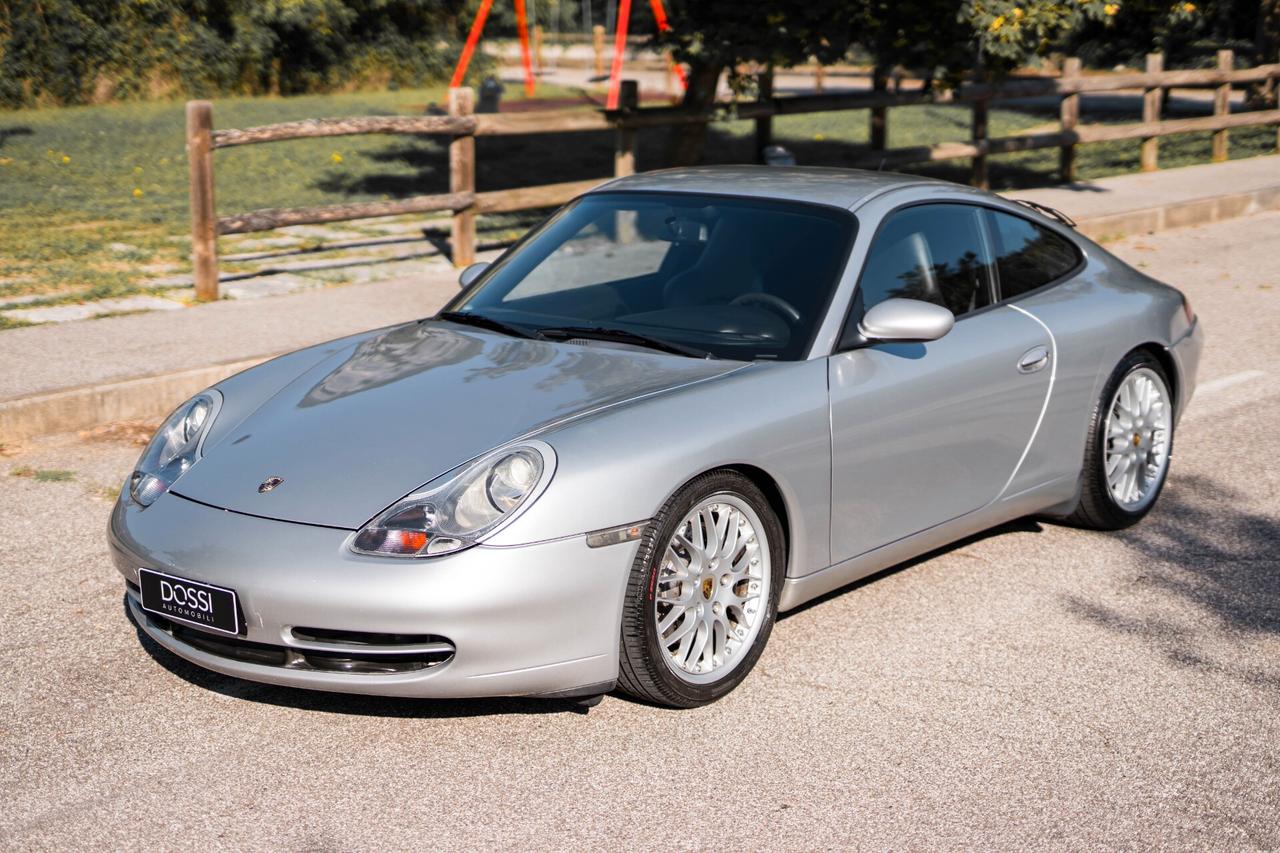 Porsche 911 Carrera cat Coupé