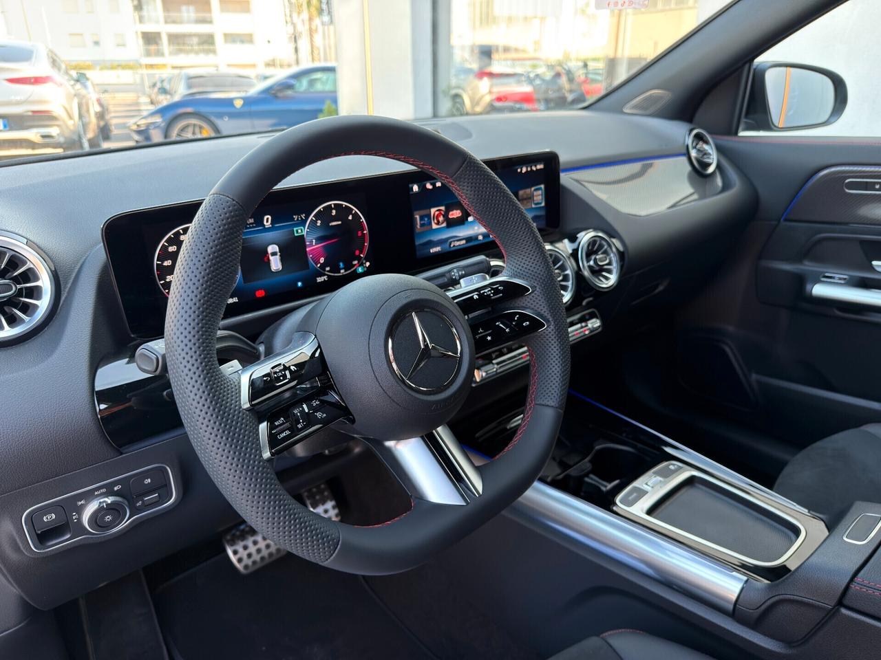 Mercedes-benz GLA 200 d 2.0 150 CV KM0 AMG Premium Plus IVA ESPOSTA