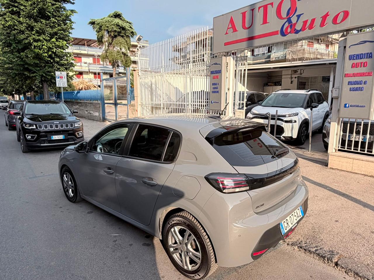 Peugeot 208 PureTech 100 Stop&Start 5 porte Allure