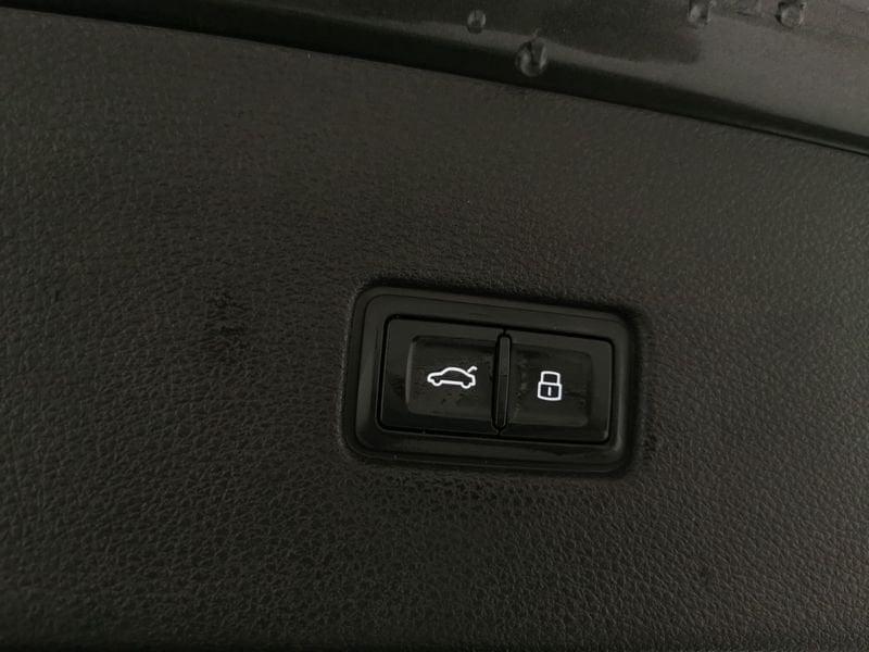 Audi Q8 50 3.0 tdi mhev Sport quattro tiptronic