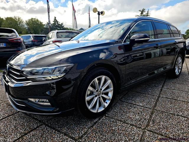 VOLKSWAGEN Passat Variant 2.0 TDI SCR EVO DSG Business