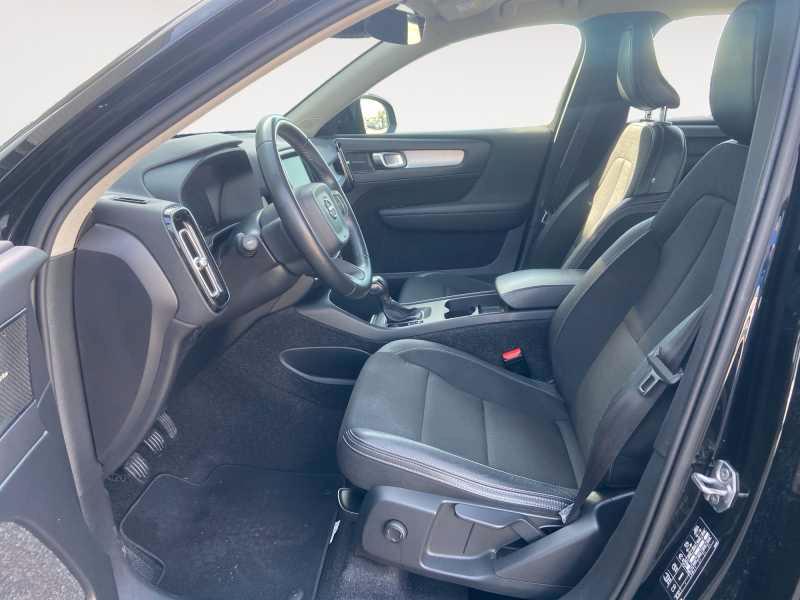 VOLVO XC40 1.5 t3 Momentum 156cv manuale