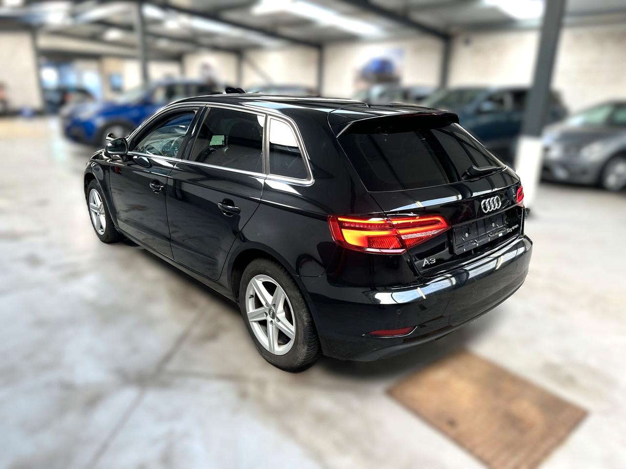 Audi A3 SPB 30 g-tron S tronic Business