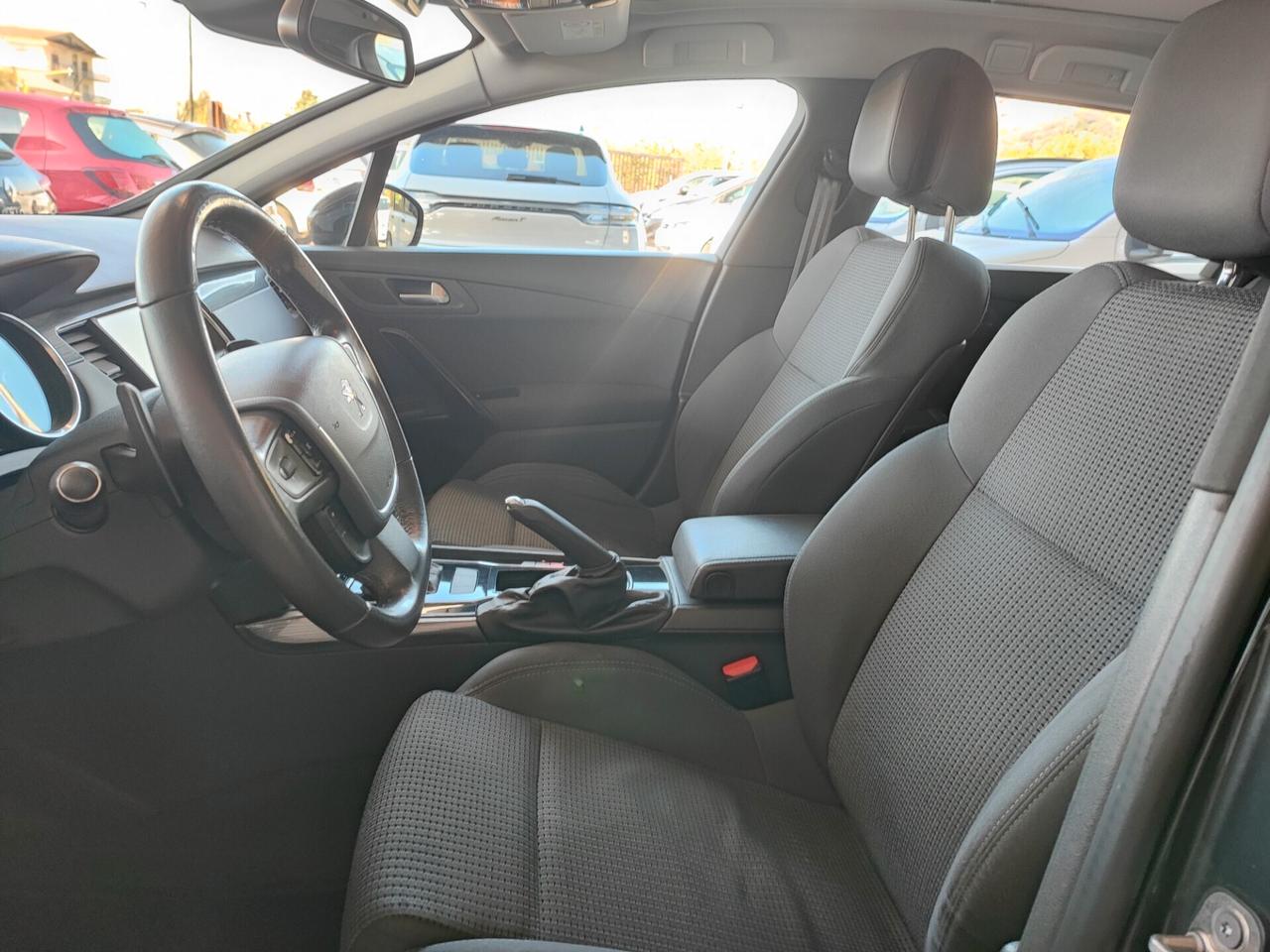 Peugeot 508 BlueHDi 120 EAT6 S&S SW Allure
