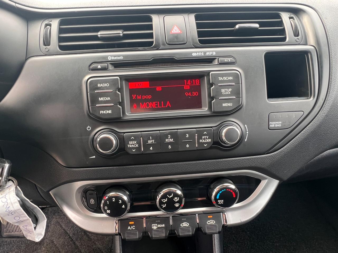 Kia Rio 1.1 CRDi 5p. Cool OK PER NEOPATENTATI