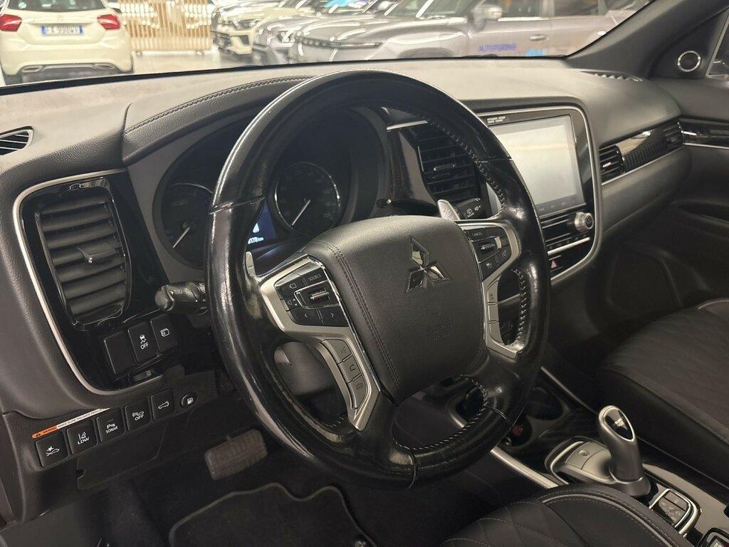 Mitsubishi Outlander 2.4 Mivec PHEV Diamond 4WD CVT