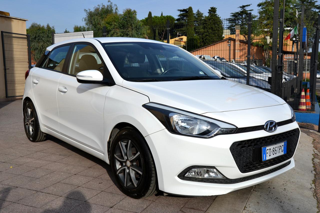 Hyundai i20 1.2 84CV CONFORT **UNIPRO'**ADAS**GARANZIA 12M**