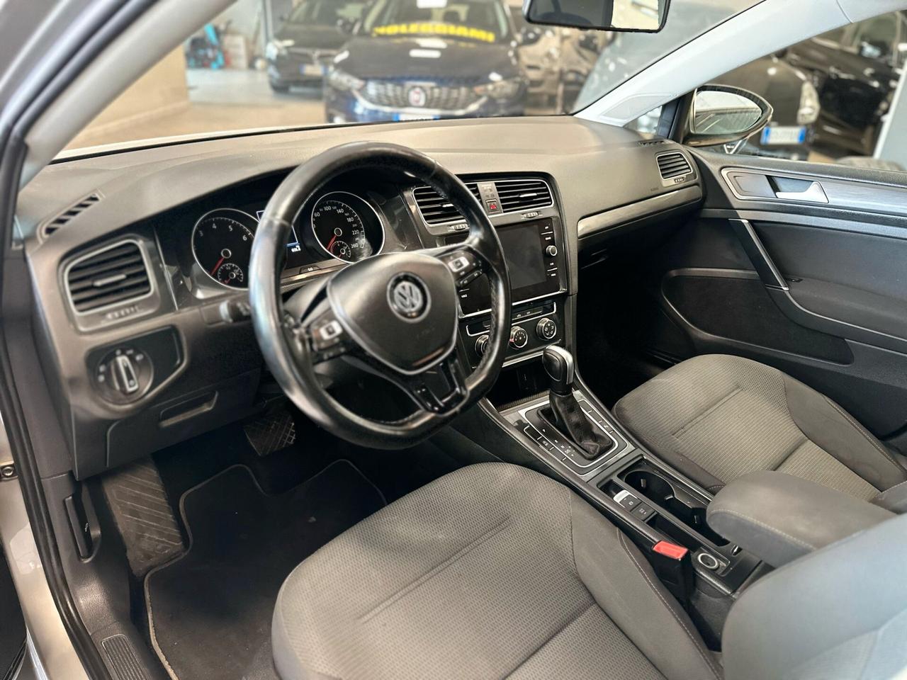 Volkswagen Golf Variant 1.5 TGI DSG Style