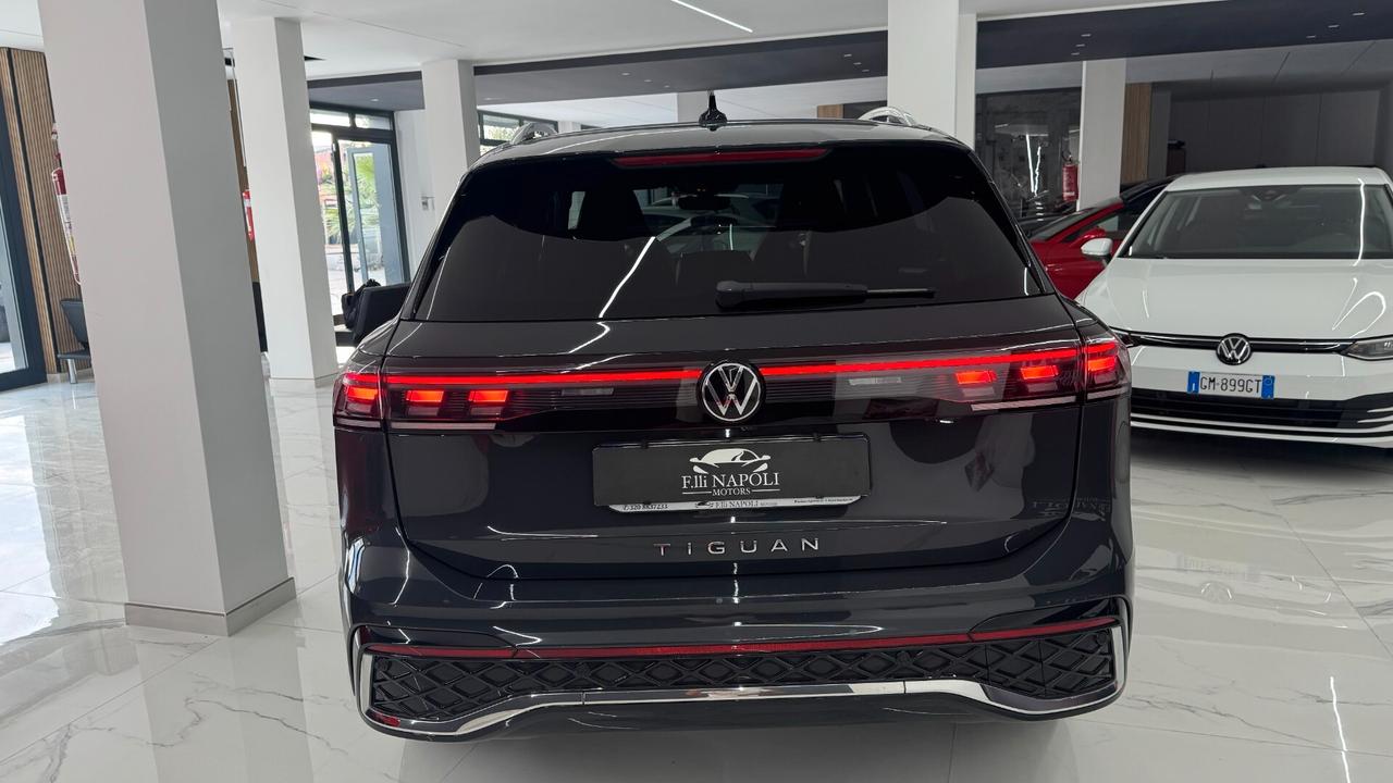 Volkswagen Tiguan 2.0 TDI 150 CV DSG R-Line Plus
