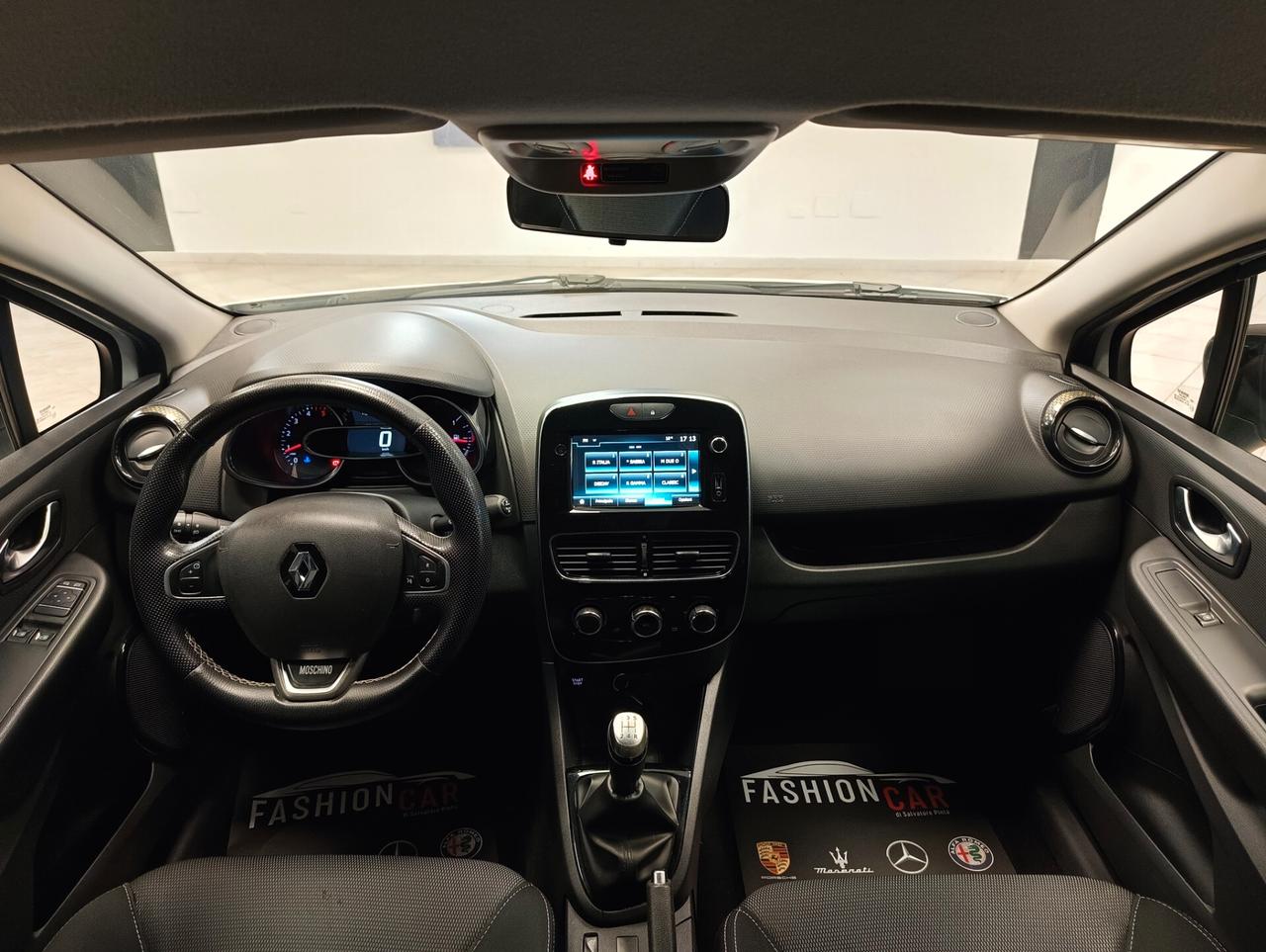 Renault Clio dCi 8V 75 CV 5 porte Moschino Life