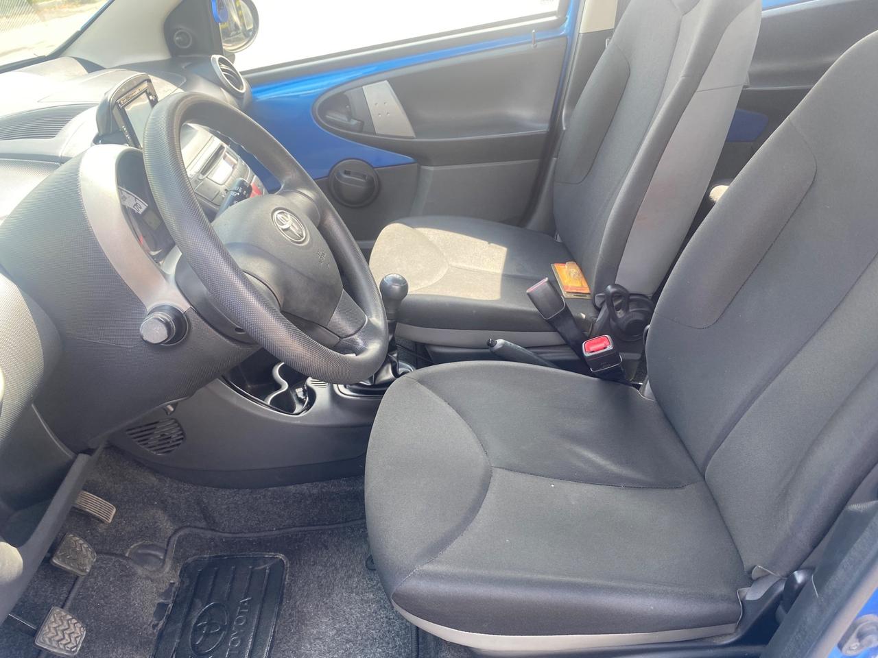 Toyota Aygo 1.0 12V VVT-i 5 porte Active Connect