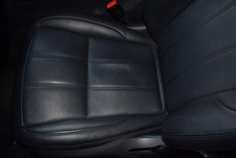 Land Rover Range Rover Evoque 2.0 D163 MHEV R-Dynamic S AWD auto