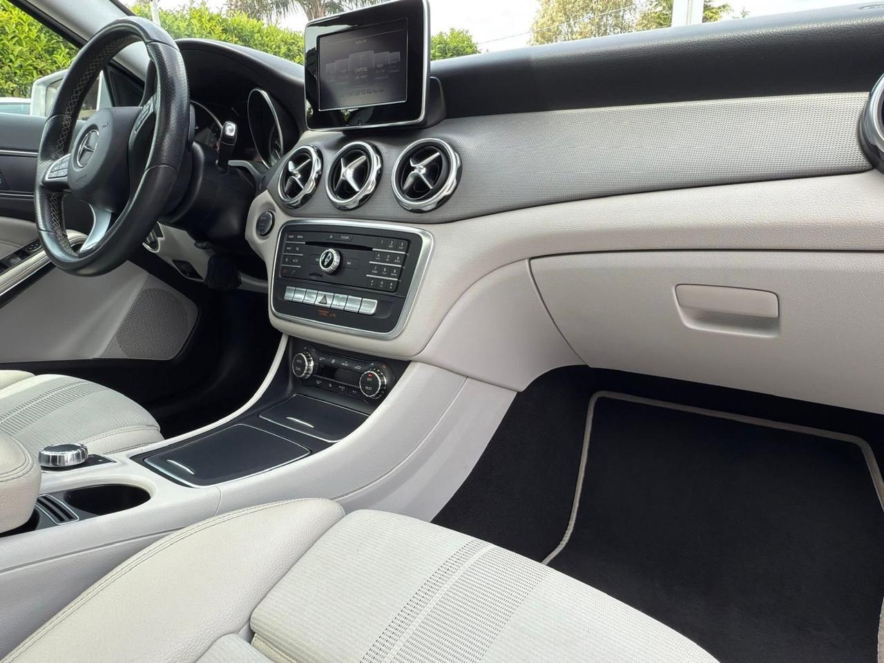 Mercedes-benz GLA 200 d Automatic Sport
