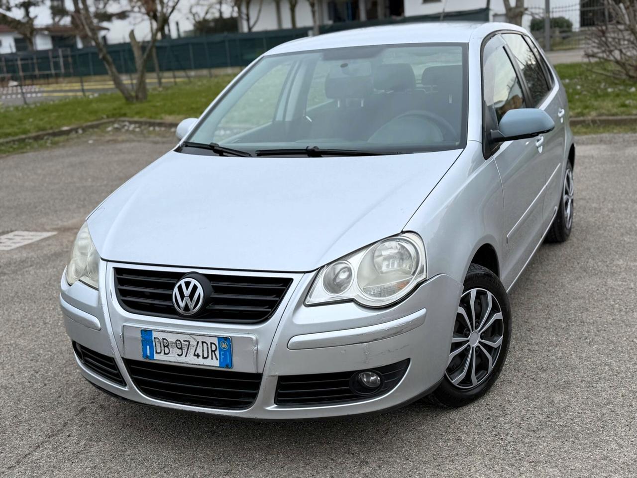 VOLKSWAGEN POLO 1.4 BENZINA AUTOMATICO