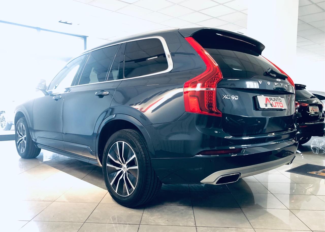 Volvo XC 90 B5 (d) AWD Geartronic Momentum 7 POSTI