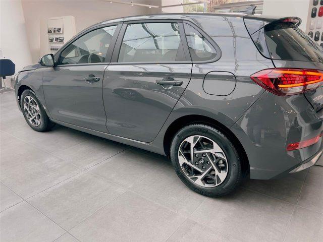 HYUNDAI i30 3ª serie 1.0 T-GDI DCT 48V 5 porte Business