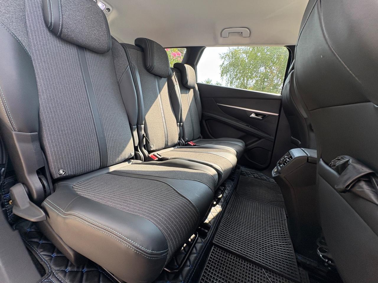 Peugeot 5008 BlueHDi 130 S&S EAT8 Allure Pack( con catena)