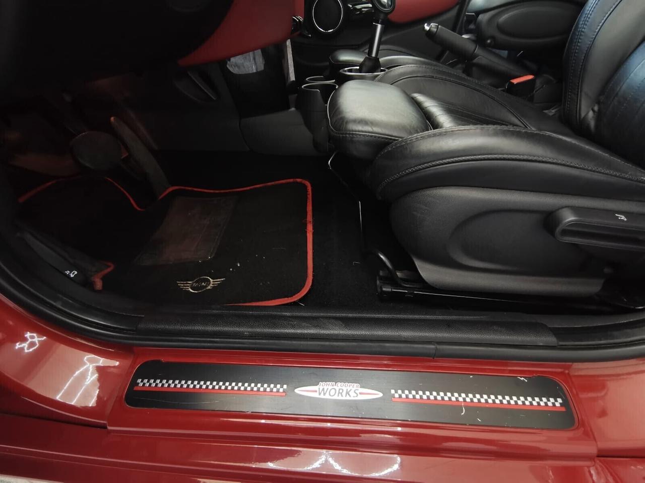 Mini Mini 2.0 Cooper SD Allestimento Jhon Cooper Works 5 porte TETTO