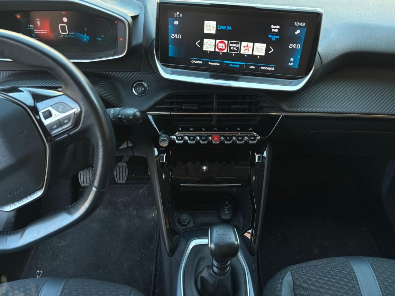 Peugeot 2008 Allure 2020 – Benzina, Unico Proprietario, Garanzia 12 Mesi!