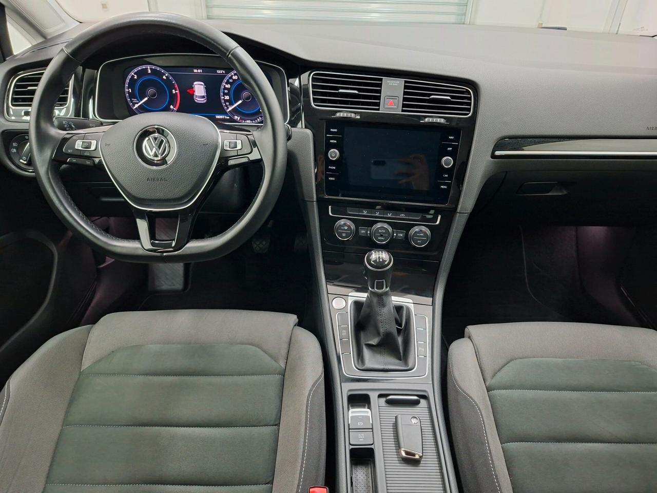 Volkswagen Golf 7.5 Highline 1.6 TDI 115cv BMT