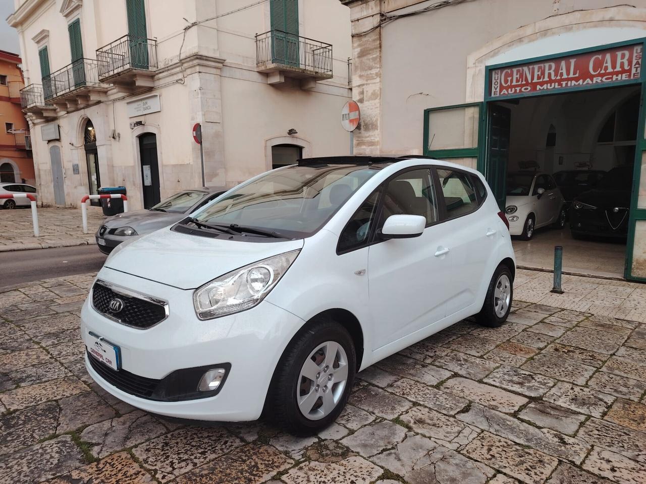 Kia Venga 1.4 CRDi 90CV Cool - TETTO APRIBILE