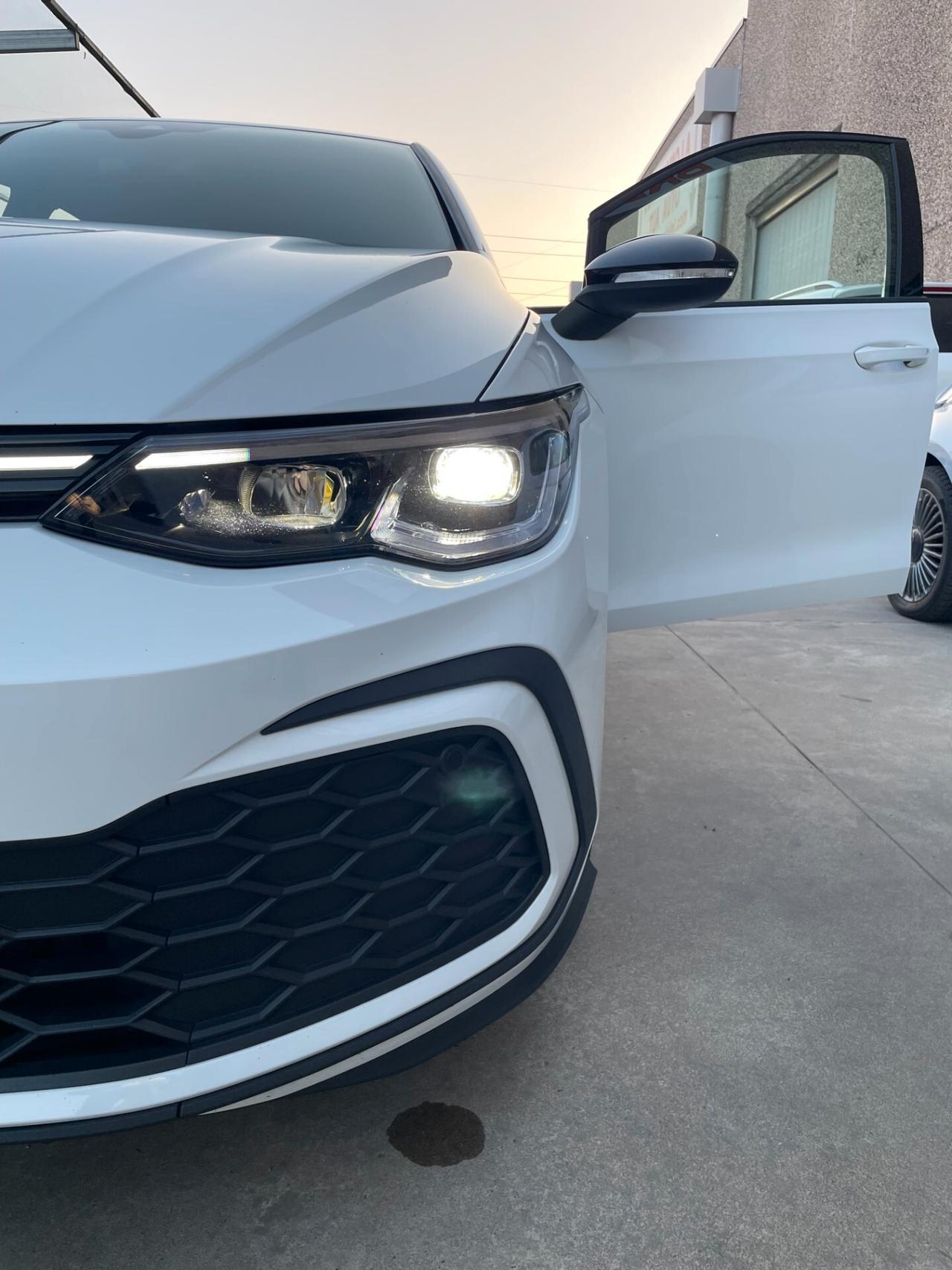 Volkswagen Golf GTI 2.0 TSI 245CV DSG