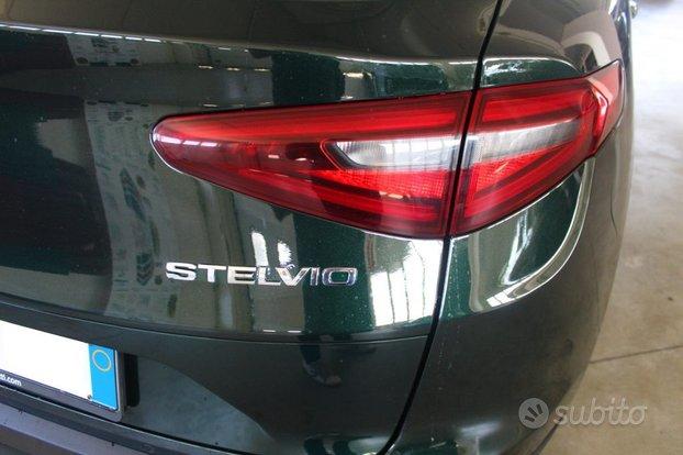 ALFA ROMEO Stelvio 2.0 Turbo 200 CV AT8 Q4 Busin