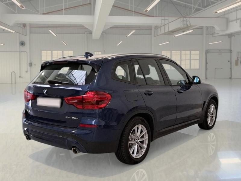 BMW X3 xDrive 30e Business Advantage Autom.