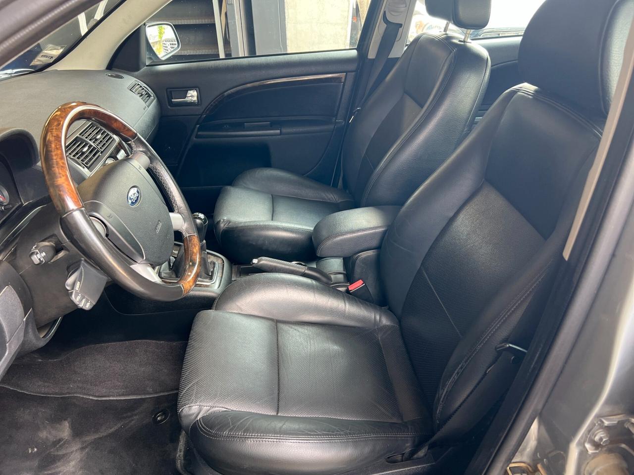 Ford Mondeo 2.0i 16V cat SW Ghia