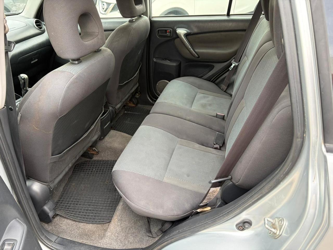 Toyota RAV 4 RAV4 2.0 Tdi D-4D cat 5 porte Sol