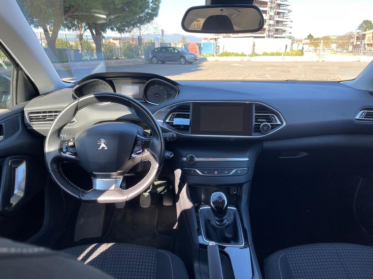 Peugeot 308 1.5 Blue HDI 100 Active #10305