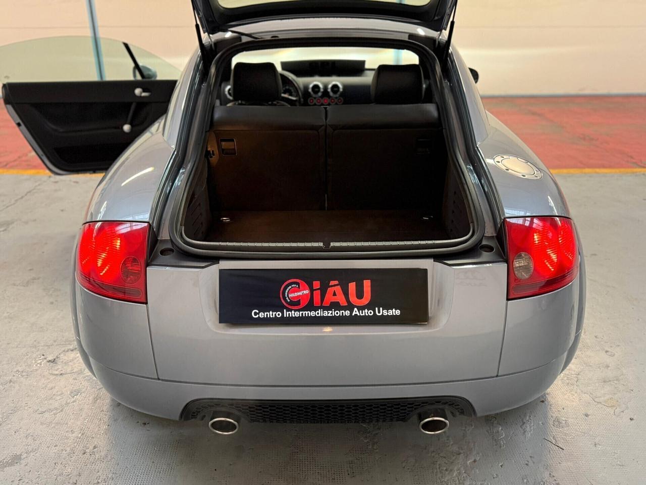 Audi TT Coupé 3.2 V6 cat quattro