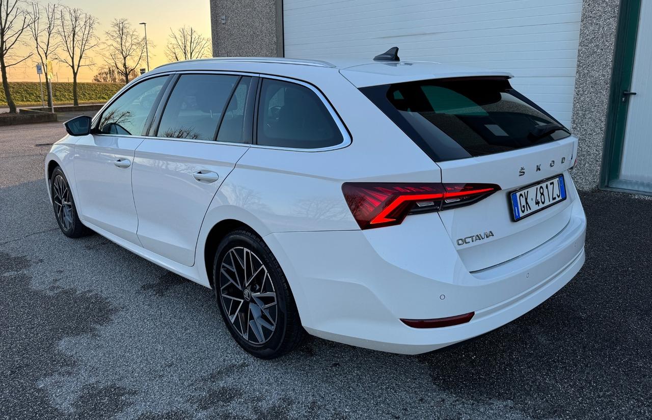 Skoda Octavia 2.0 TDI EVO SCR 150 CV DSG Wagon Style