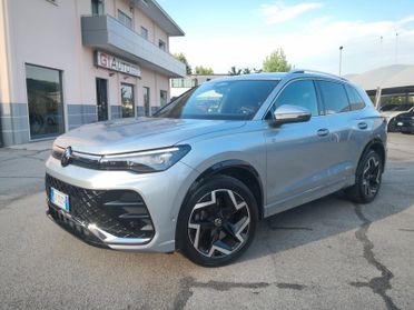 Volkswagen Tiguan 2.0 TDI 150 CV DSG R-Line ***GARANZIA VW***