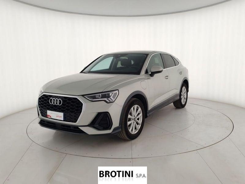 Audi Q3 Sportback 45 TFSI e S tronic Business Plus