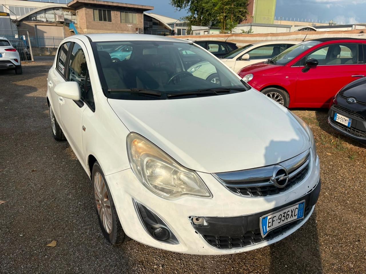 Opel Corsa 1.2 5 porte Cosmo