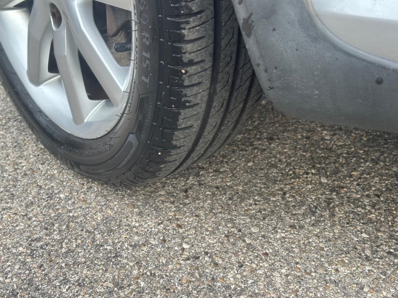 Smart ForTwo 700 coupé pure (45 kW)