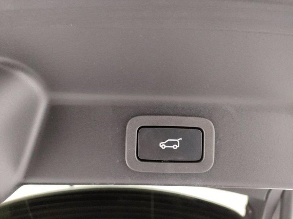 JAGUAR F-pace 2.0d i4 mhev se awd 204cv auto del 2021