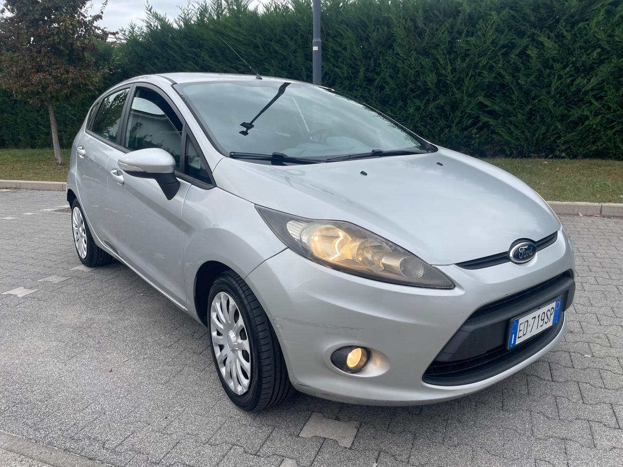 Ford Fiesta 1.2 benzina 5p. Titanium euro(5)